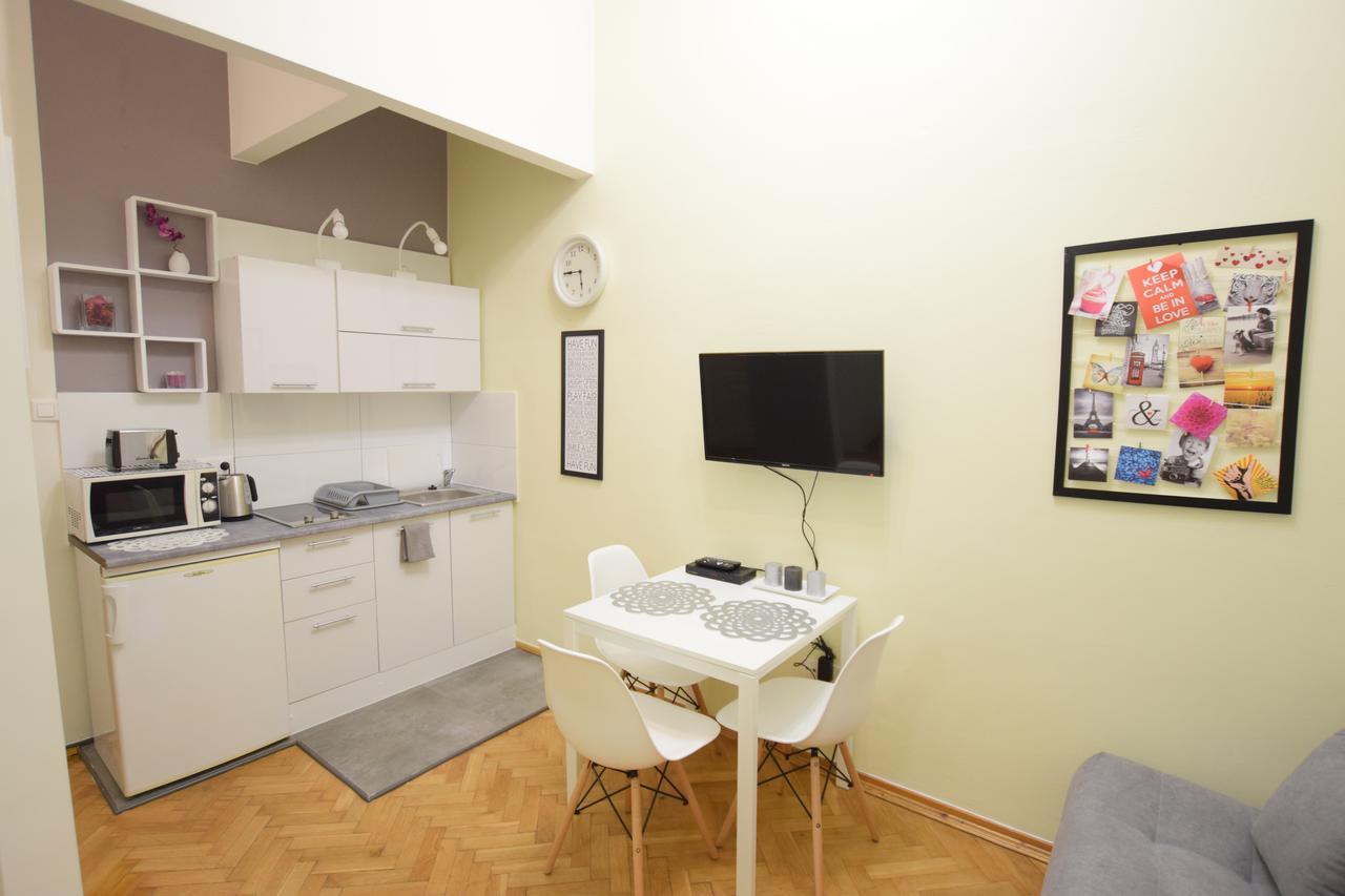 Elegant Apartment Copernicus Varsó Kültér fotó
