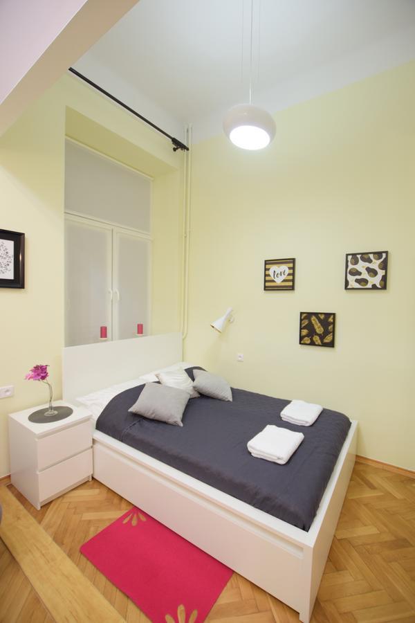 Elegant Apartment Copernicus Varsó Kültér fotó