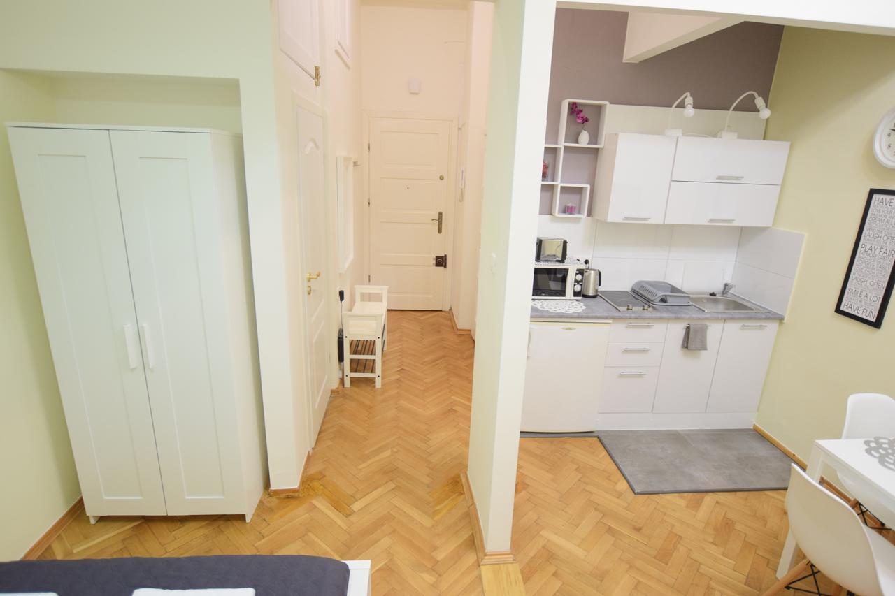 Elegant Apartment Copernicus Varsó Kültér fotó