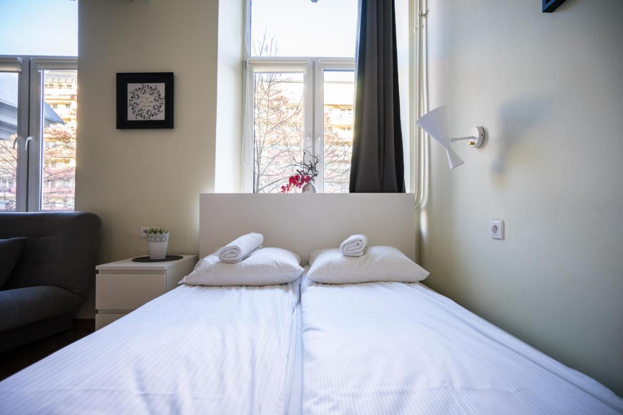 Elegant Apartment Copernicus Varsó Kültér fotó