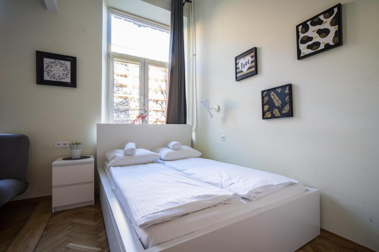 Elegant Apartment Copernicus Varsó Kültér fotó